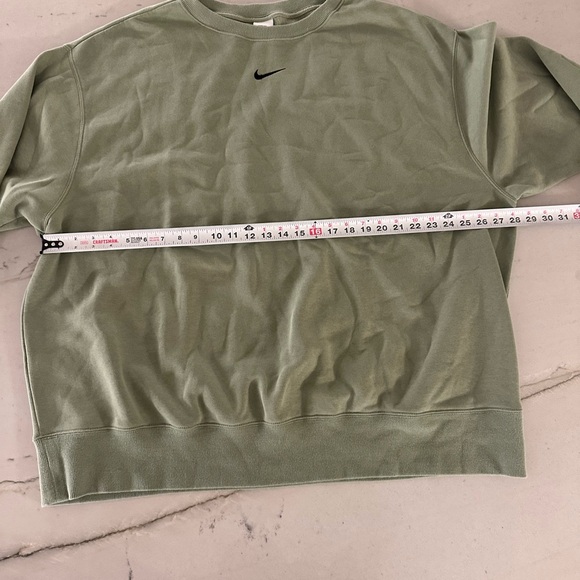 Nike Therma Center Swoosh Size 3XL Sweatshirt Green - Picture 6 of 6